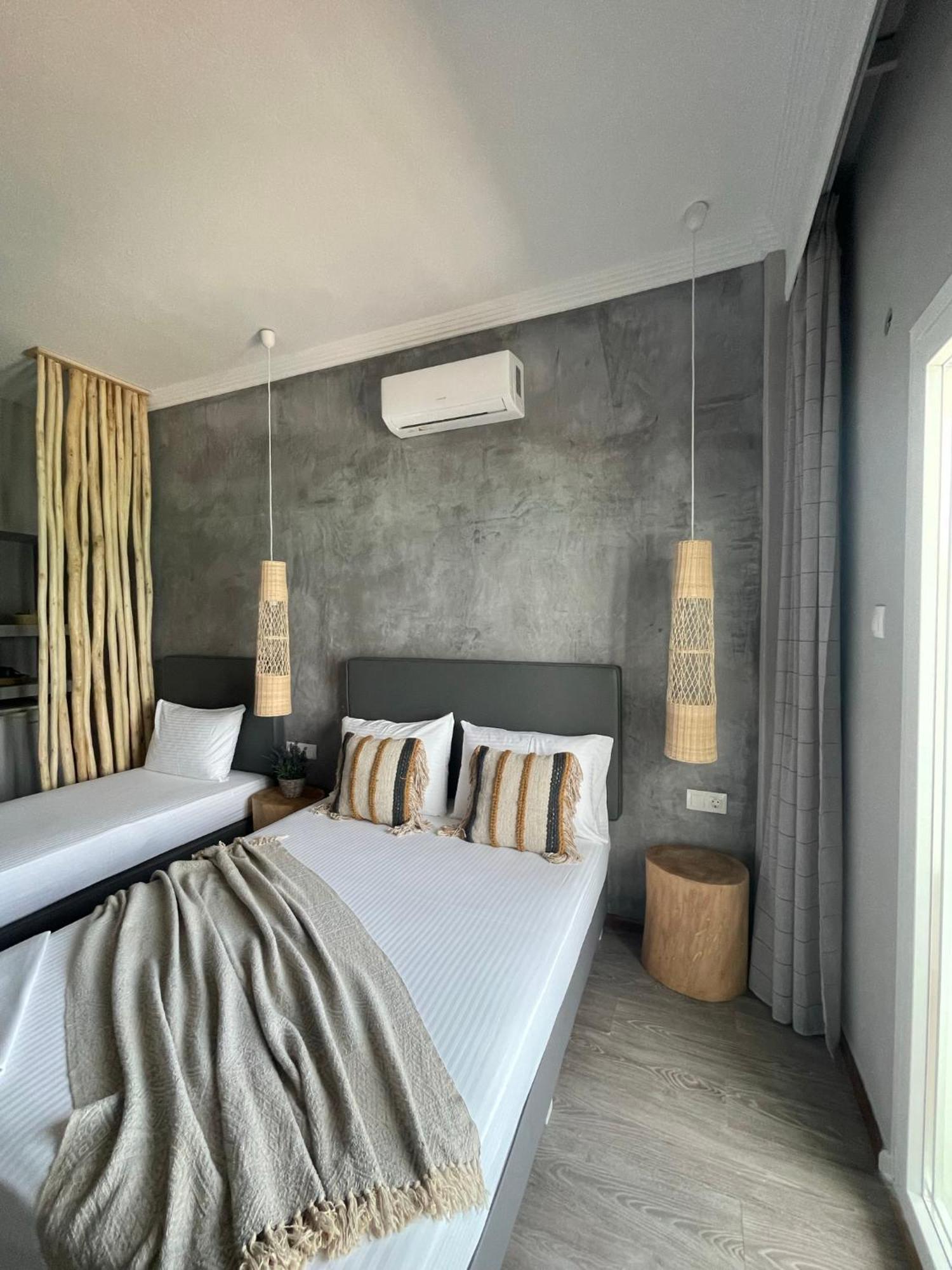 Xenios Hotel Пефкохори Екстериор снимка